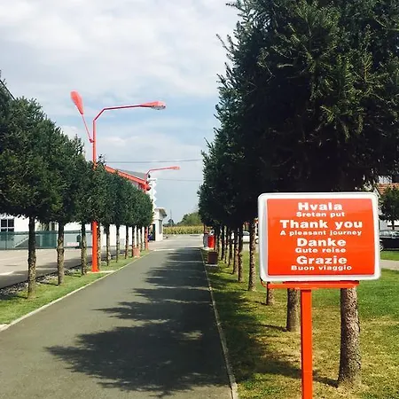 Taxi Bar Motel Bosanska Gradiška