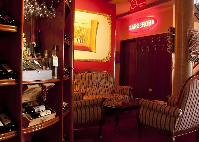 Taxi Bar 汽车旅馆