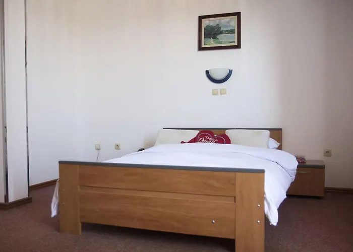 Taxi Bar 汽车旅馆 3*